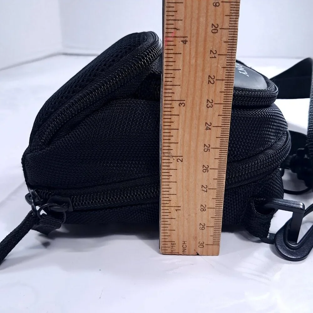 Sony‎ Cyber-Shot Camera digital Compact Carrying Bag case pouch black LCS-CSD
